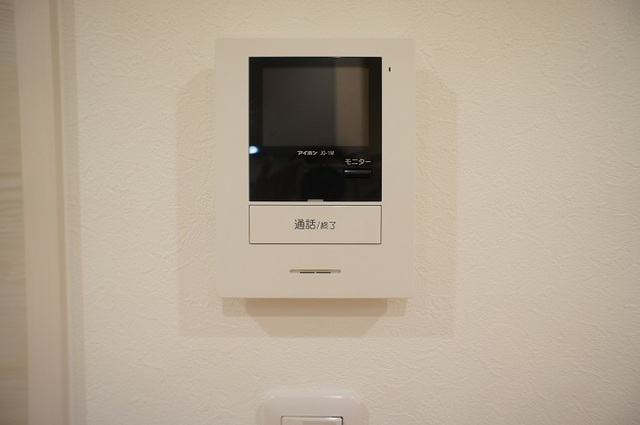 セキュリティ　モニター付インターホン