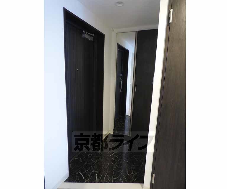 玄関　玄関です。