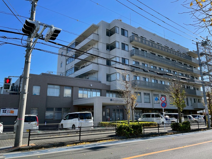 病院　桜ヶ丘中央病院（病院）まで558m