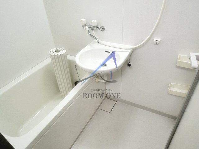 バス・シャワールーム　お風呂です。