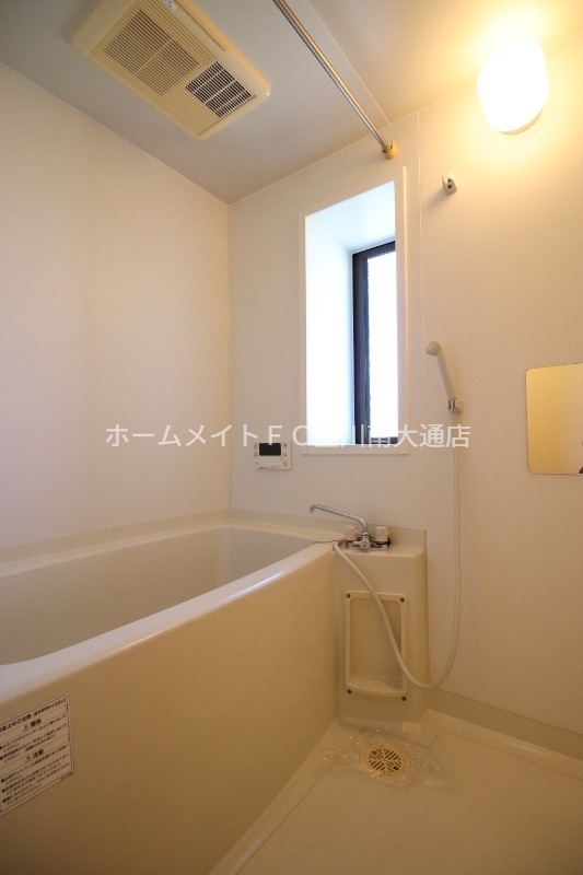 バス・シャワールーム　同型別部屋