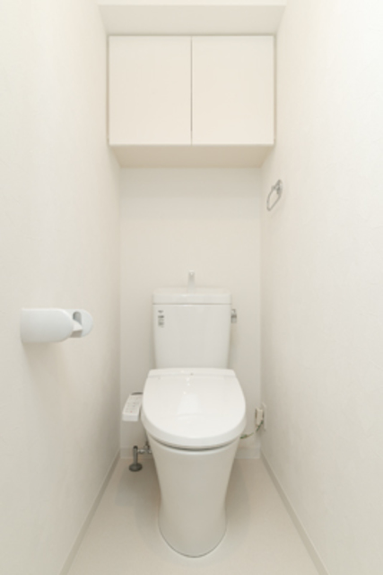 トイレ　※写真は同タイプ住戸です。