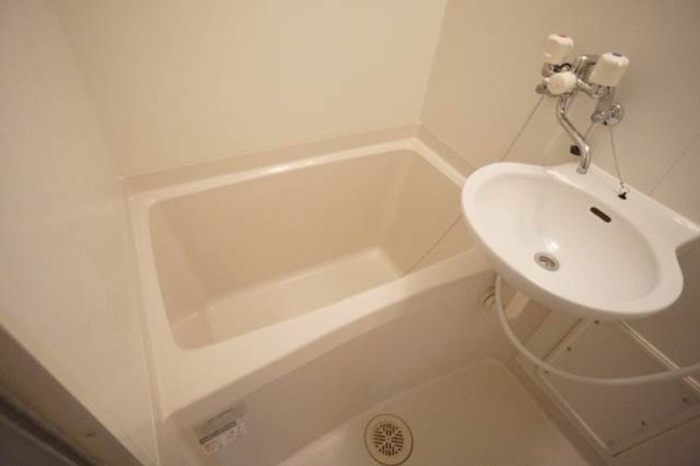 バス・シャワールーム　別号室