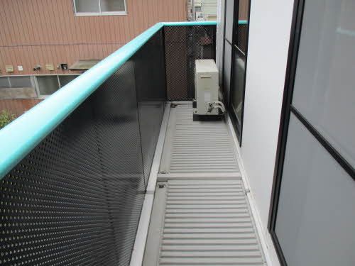 建物外観　駐車場