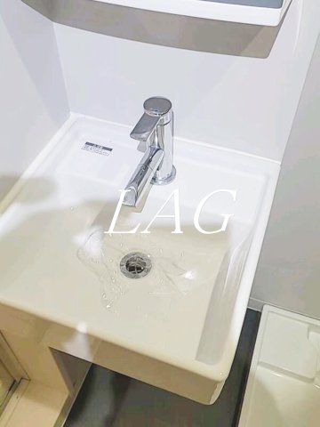 洗面設備　洗面台です。