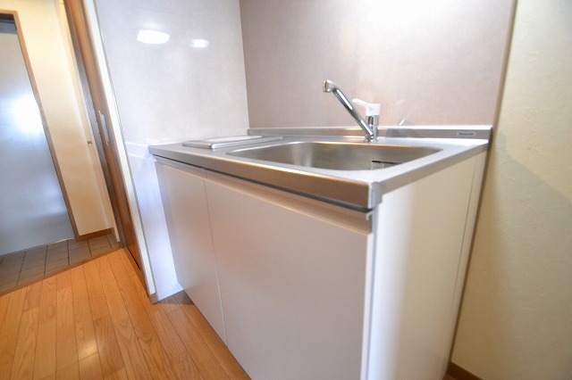 キッチン　☆冷蔵庫置場もばっちりです☆