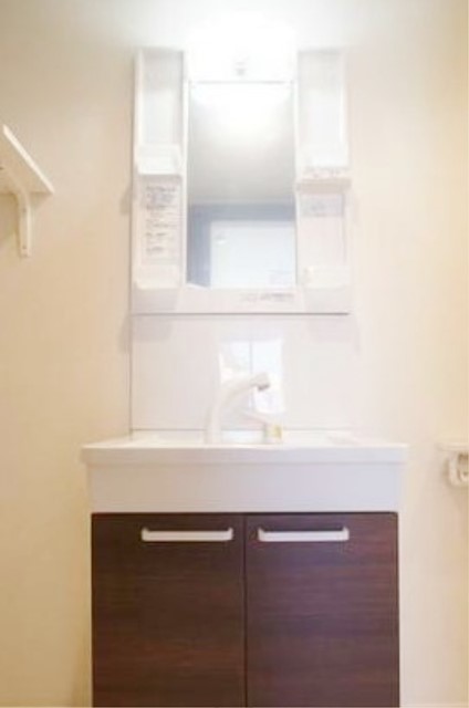 洗面設備　別部屋同仕様タイプ