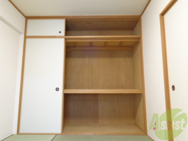 収納　広い収納これだけあれば荷物の多い方も安心ですね。