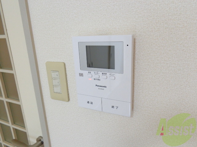 セキュリティ　モニター付で安心ですね。