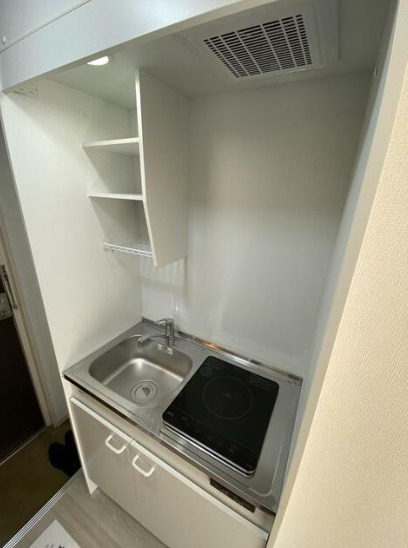 キッチン　コンパクトですが便利なIHコンロです