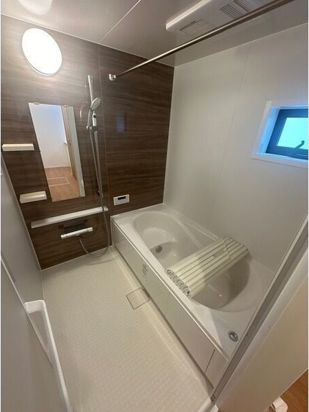 バス・シャワールーム　お風呂で日々の疲れを落としましょう