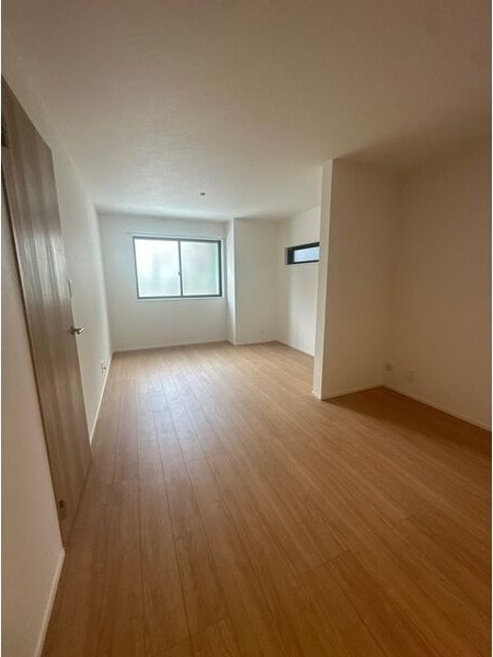 居室・リビング　ゆったりとした居間です