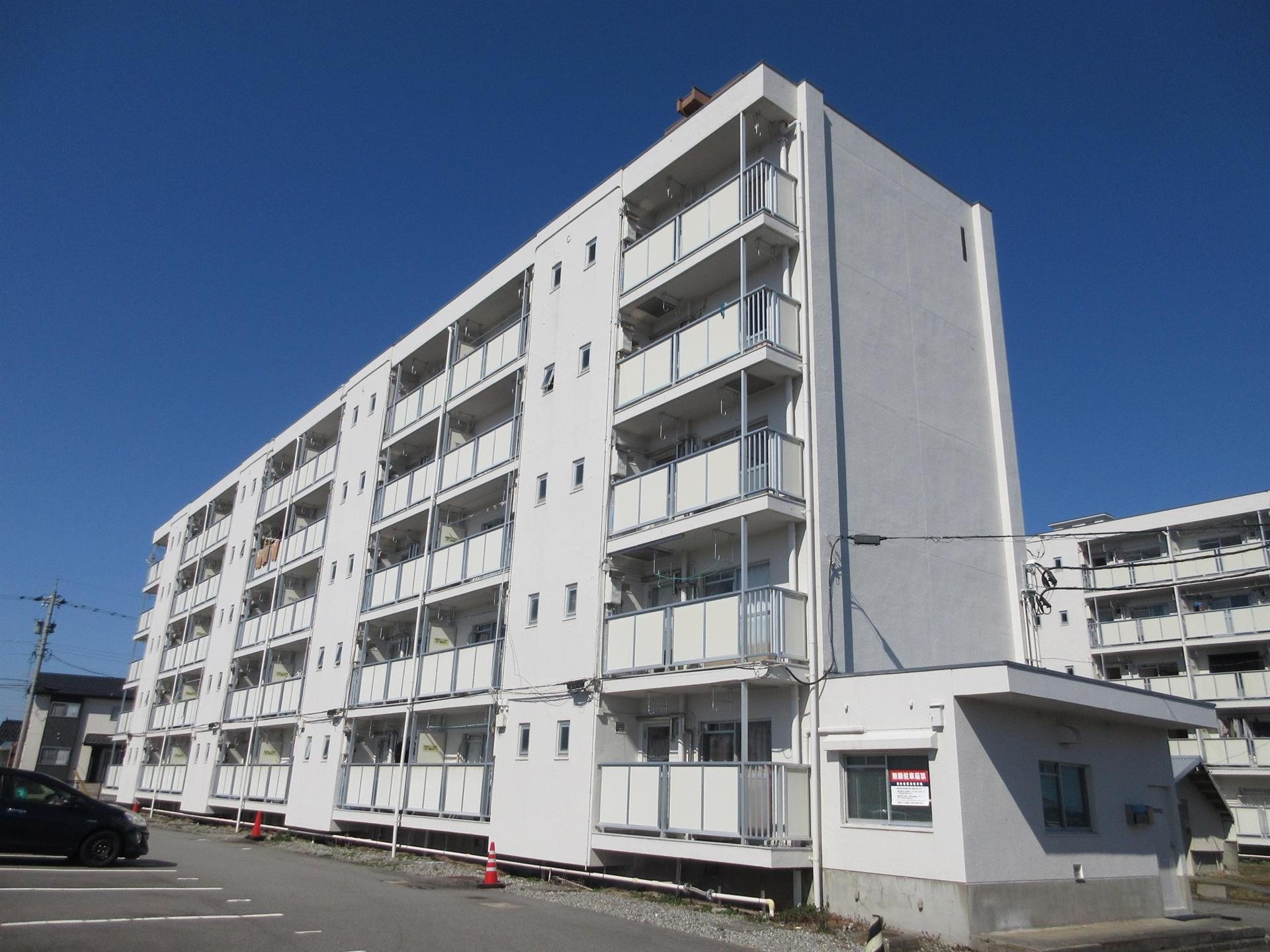 建物外観　【サクラハウス大沢野】外観です♪