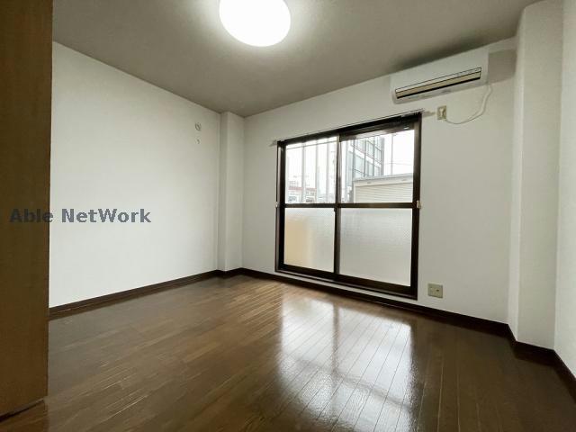 居室・リビング　※同物件別部屋の写真です。