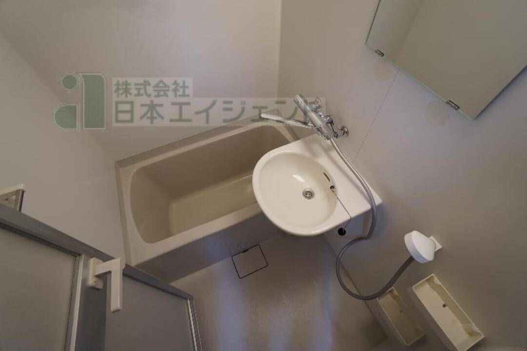 バス・シャワールーム　浴室