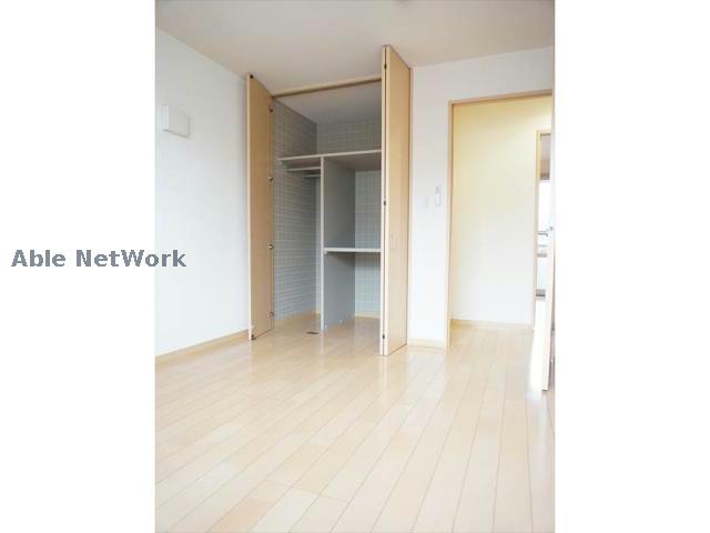 収納　※同型イメージ