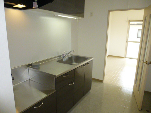 キッチン　※他部屋参照・現況優先