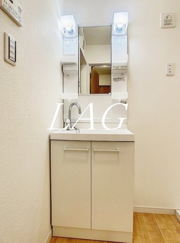 洗面設備　洗面台です。