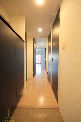 玄関　SERENiTE本町エコート