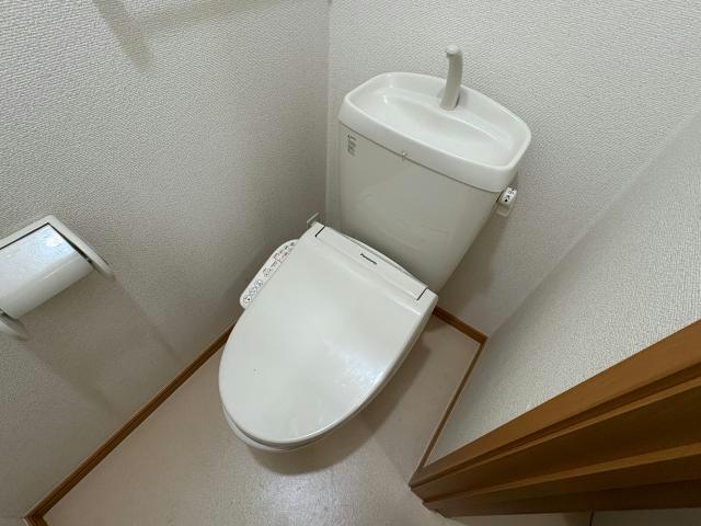 トイレ　（別部屋イメージ）