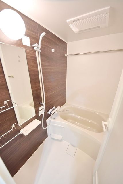 バス・シャワールーム　★同建物別号室★