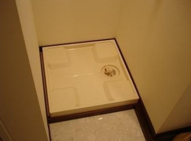 その他設備　洗濯機置場