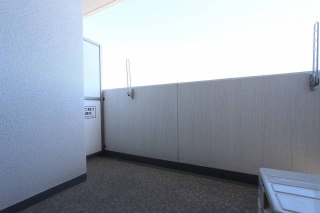 バルコニー　日当たり良好です。