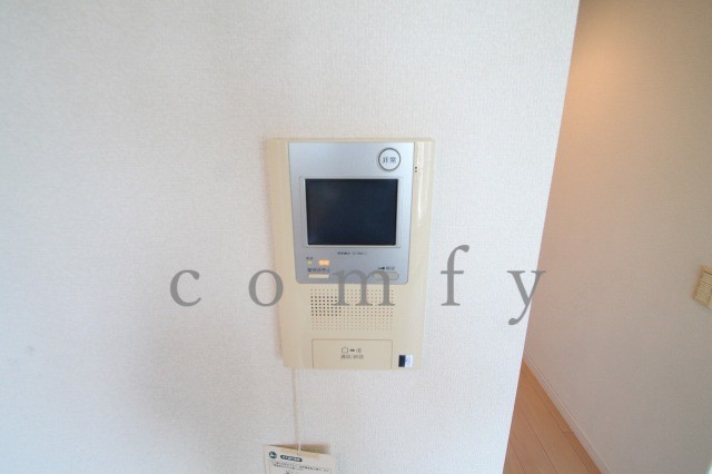 セキュリティ　モニター付きインターホン