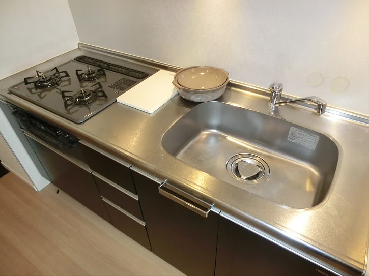 キッチン　※別部屋の写真です