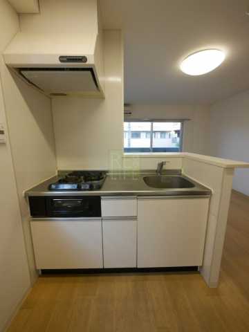 キッチン　別部屋の写真参照しております