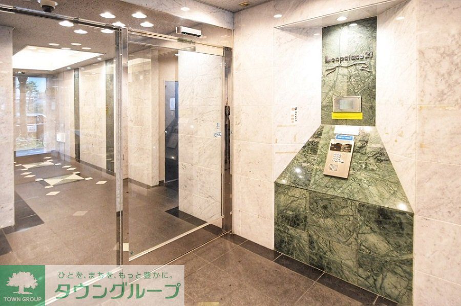 その他　オートロック完備