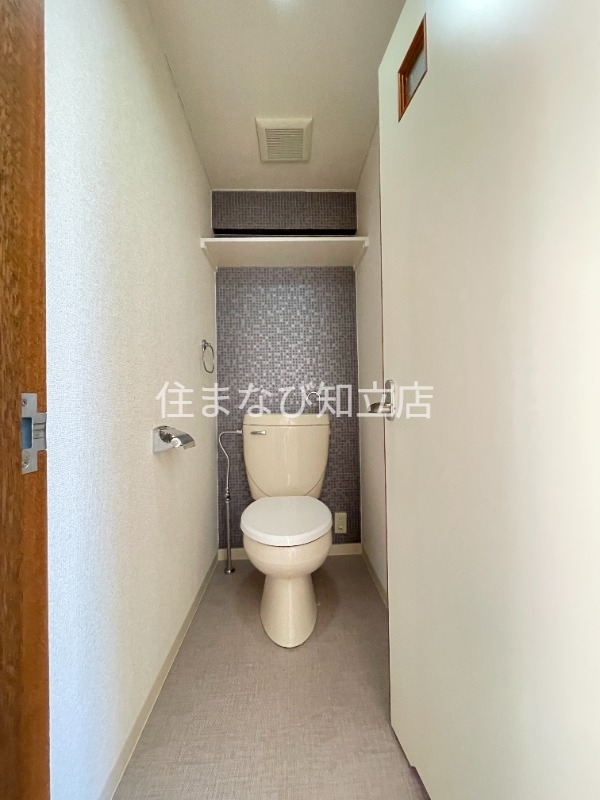 トイレ　別部屋写真