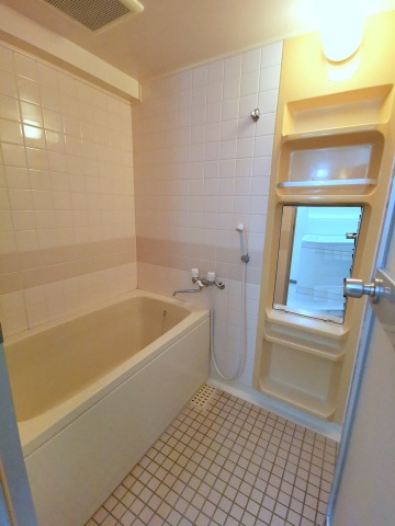 バス・シャワールーム　浴室追炊き機能付き