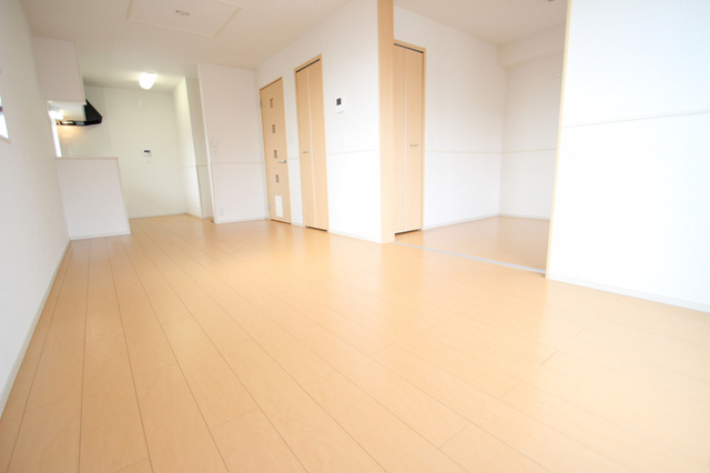 居室・リビング　※別室の参考写真です。