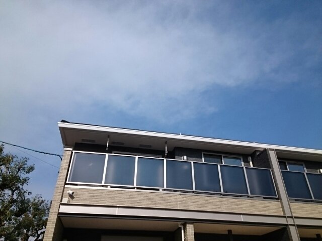 バルコニー　バルコニーからの眺めを楽しみながら食事をしませんか