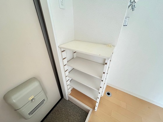 収納　※別部屋の写真です