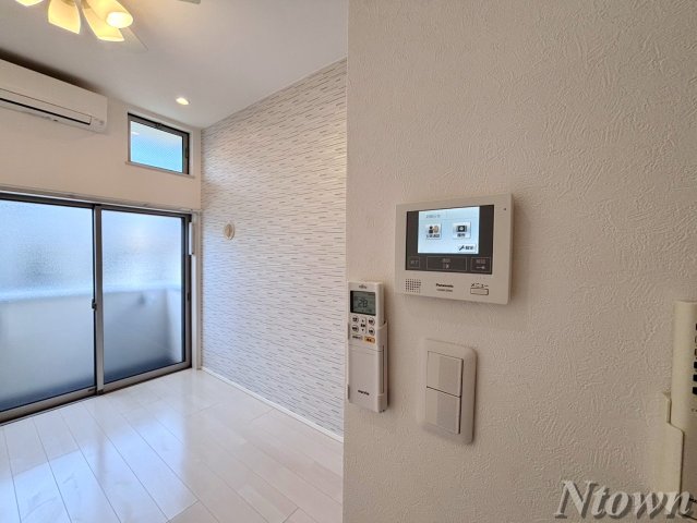 セキュリティ　モニター付きインターホンです