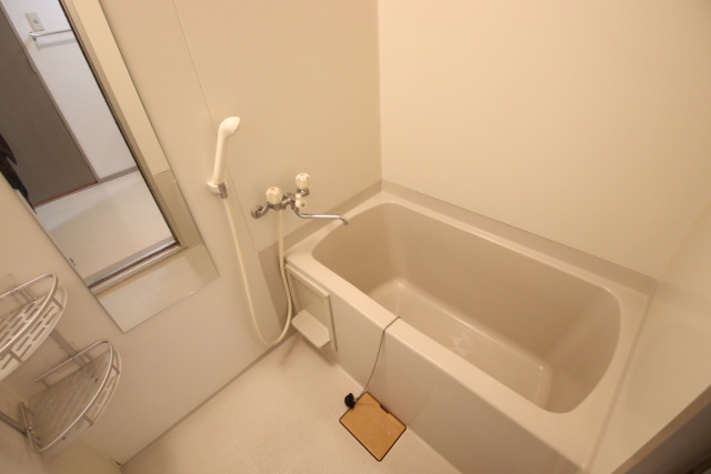 バス・シャワールーム　※別号室の参考写真です※