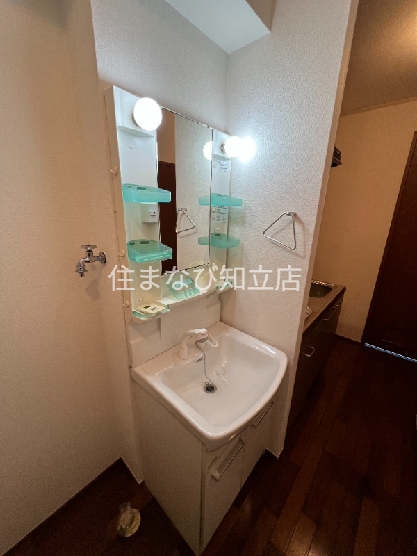 洗面設備　同型別部屋写真