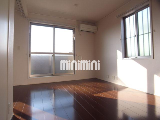 居室・リビング　明るいお部屋ですね