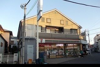 コンビニ　セブンイレブン鴨宮駅前店（コンビニ）まで150m