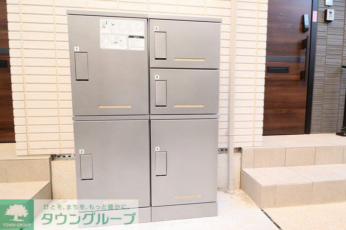 エントランス　★お問い合わせはタウンハウジングまで★