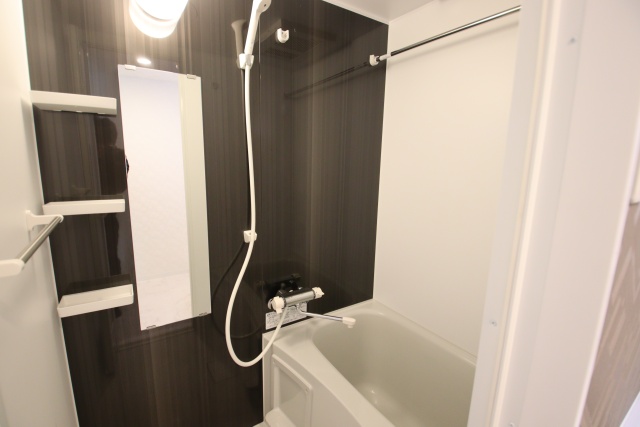 バス・シャワールーム　※別室の参考写真の為、現況優先です。