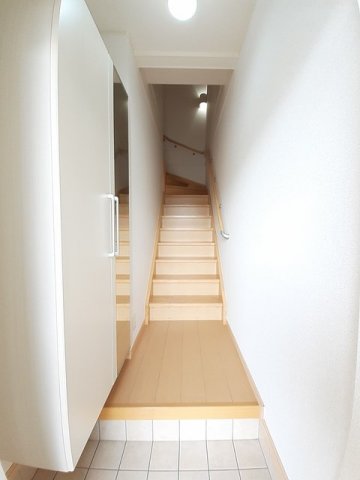 玄関　落ち着いた玄関です