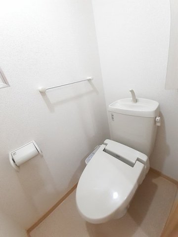 トイレ　シンプルで使いやすいトイレです