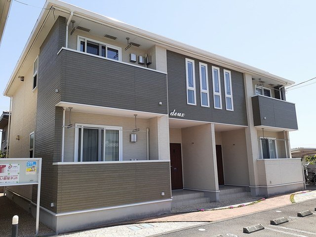 建物外観　外観は落ち着いています