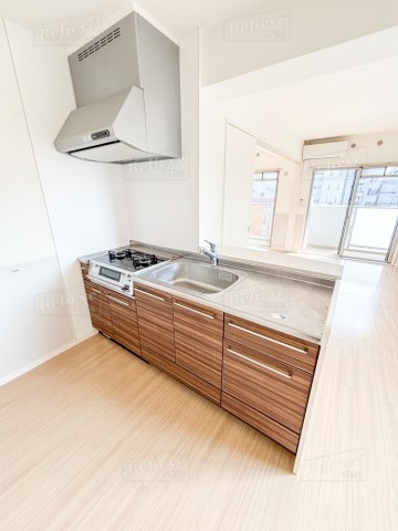 キッチン　使い勝手の良いカウンターキッチンです♪