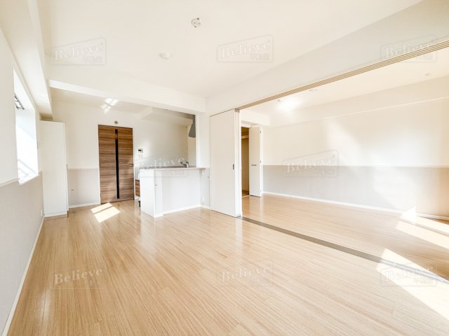 居室・リビング　広いリビングです☆