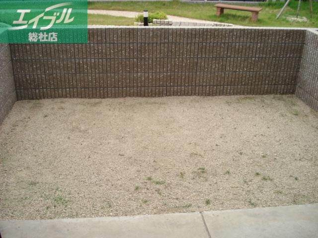 バルコニー　専用庭