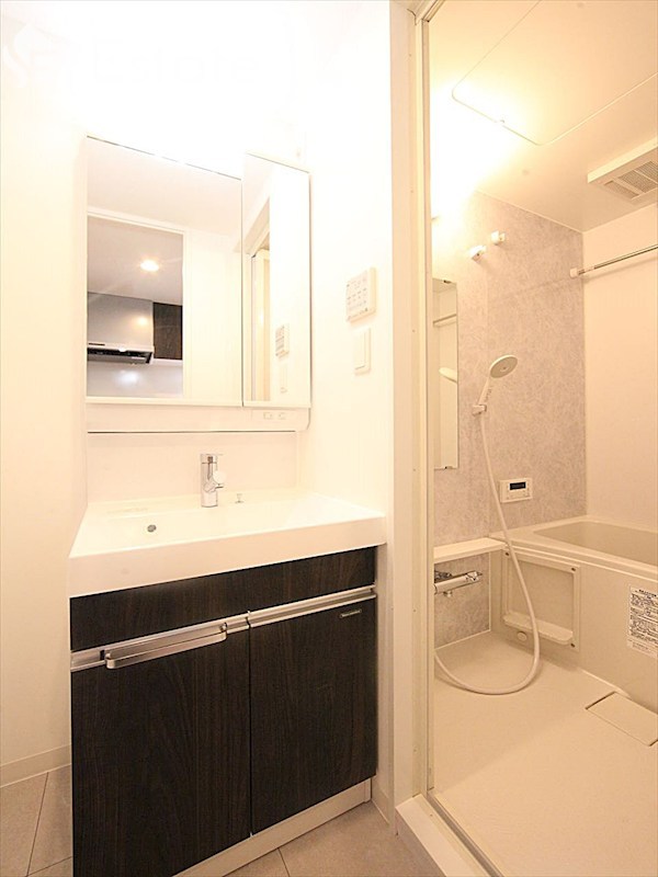 洗面設備　同仕様写真